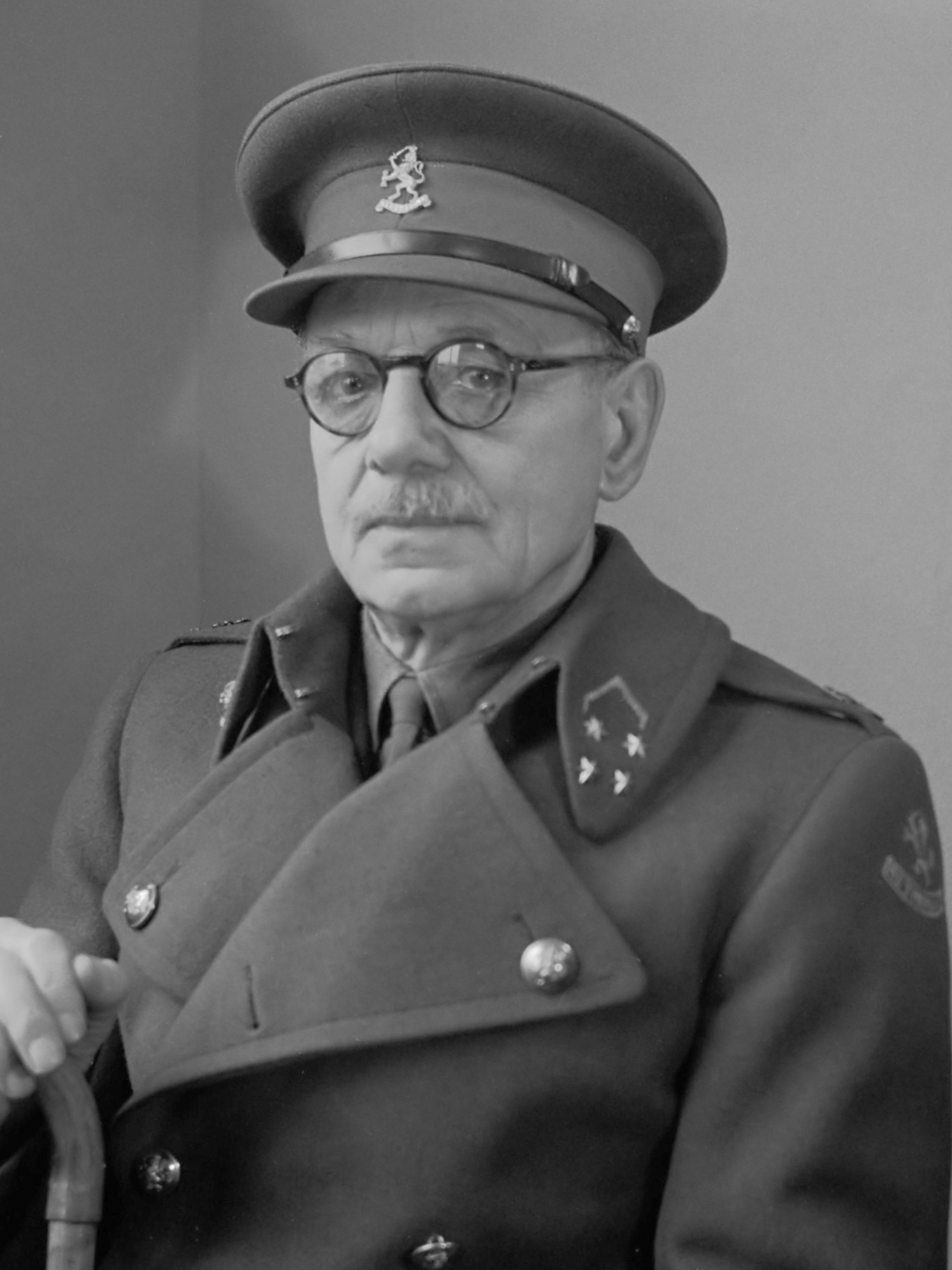 Generaal-majoor J.W. van Oorschot (CBE)
*1942